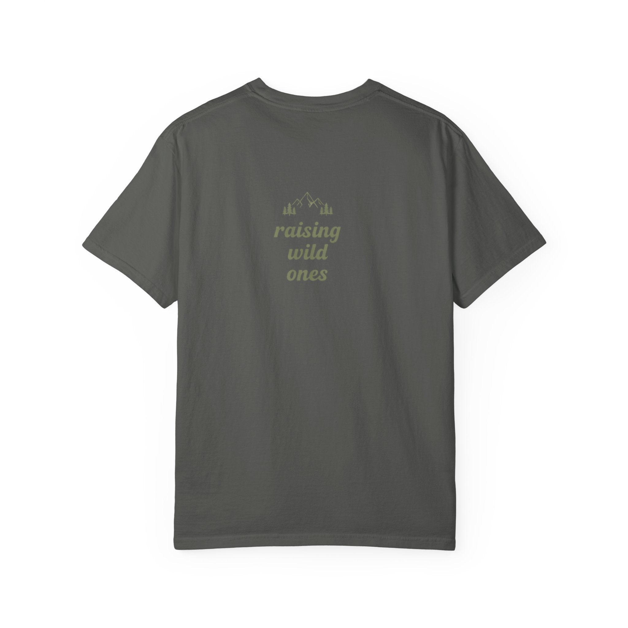 Wild Mama Raising Wild Ones Comfort Color T-shirt