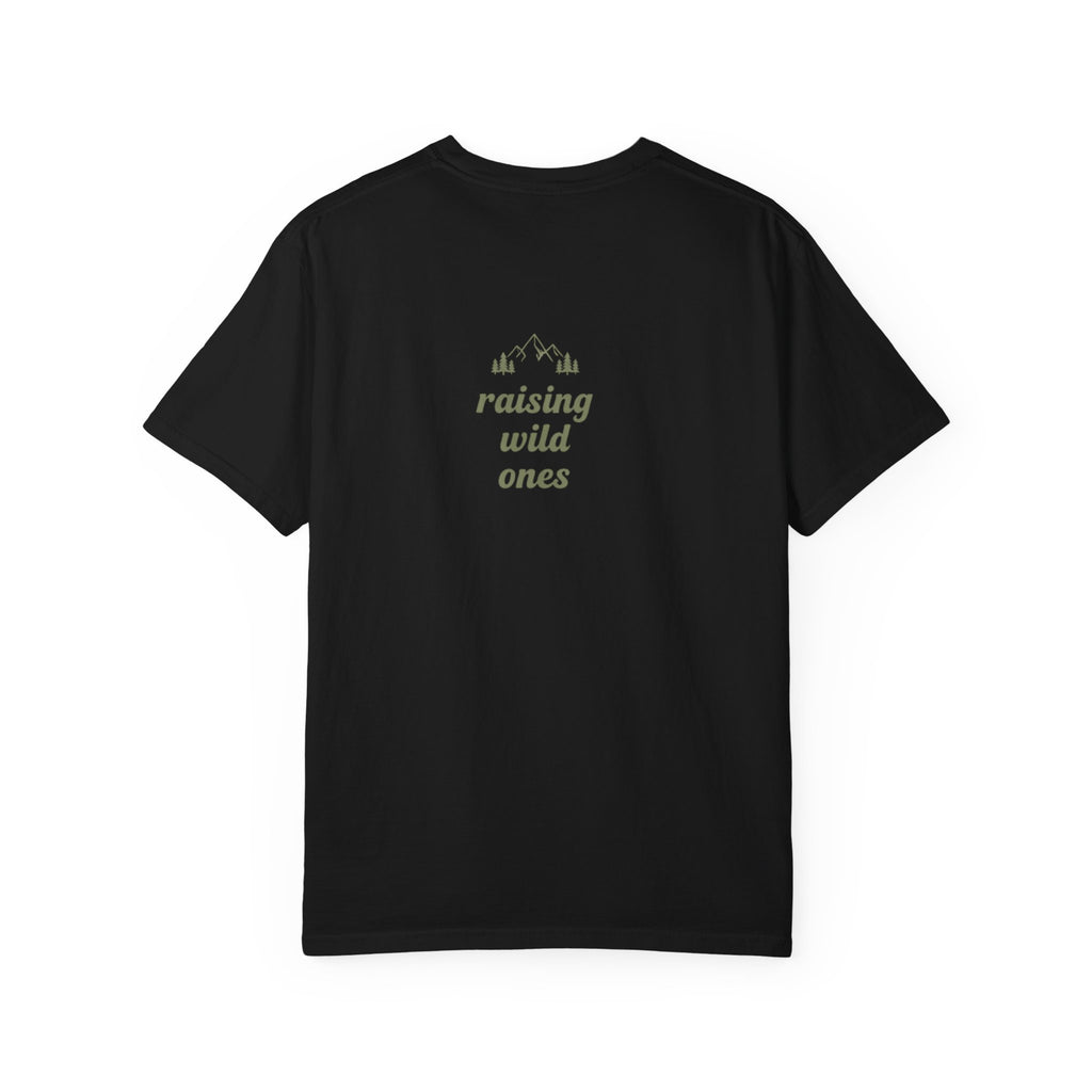 Wild Mama Raising Wild Ones Comfort Color T-shirt