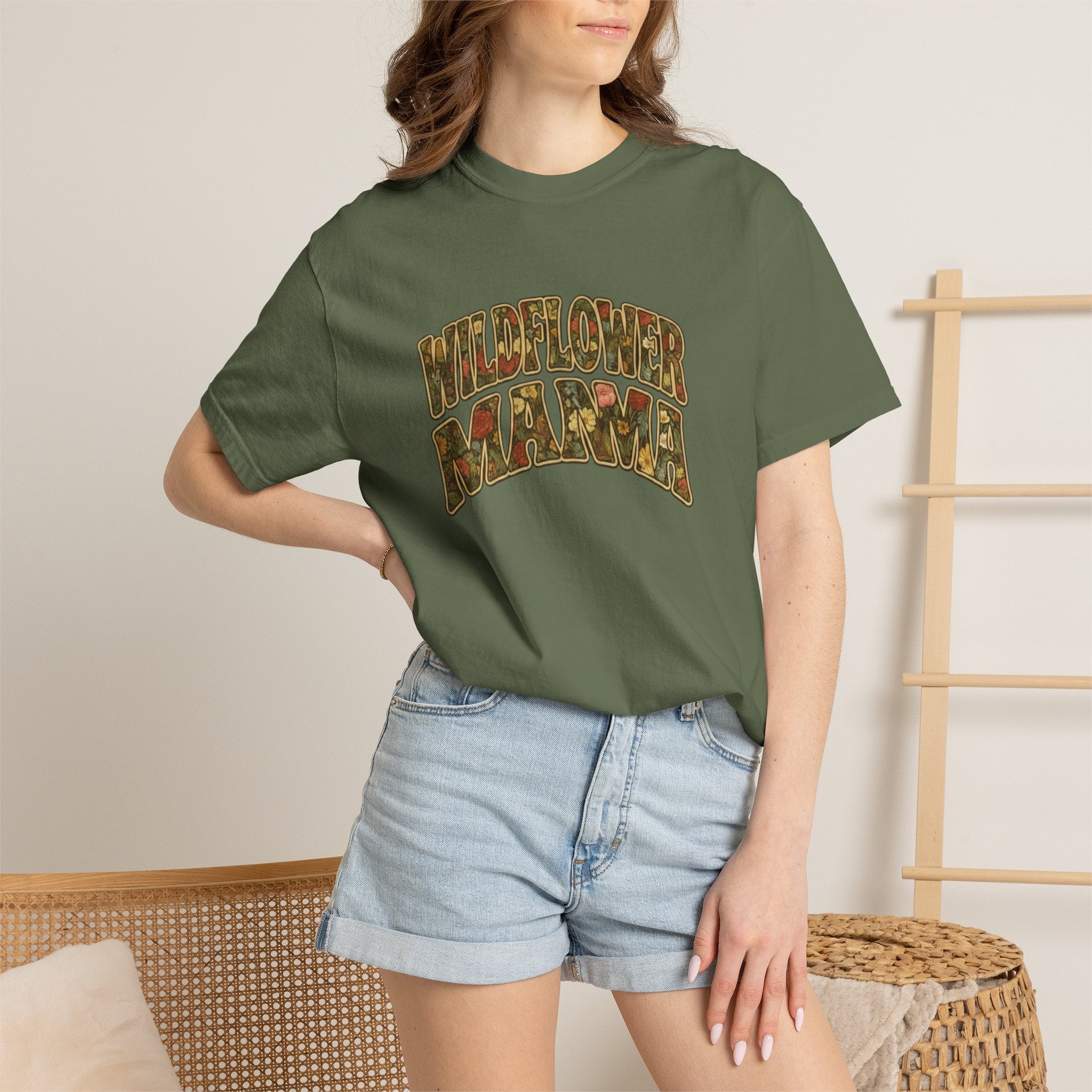 Wildflower Mama Retro Floral Design T-shirt